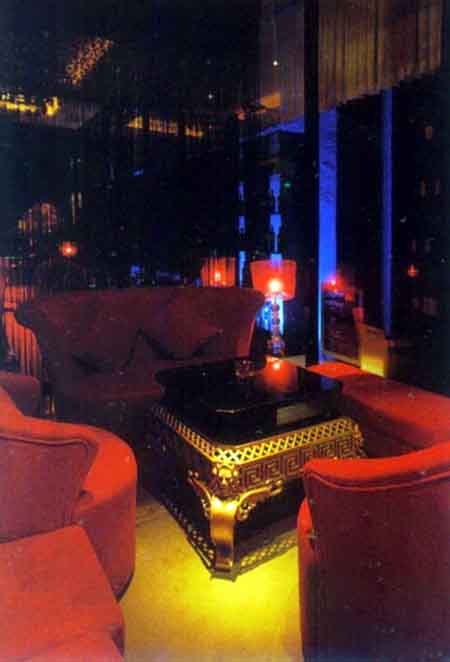 酒吧設(shè)計(jì)  http://www.ayangqkwl.cn