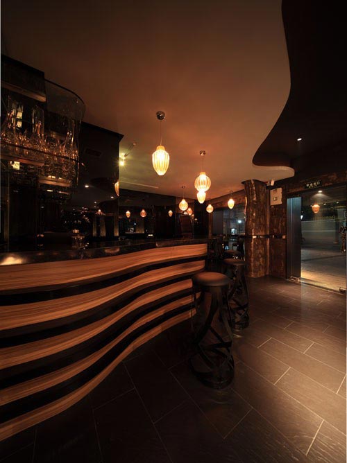 哲東酒吧設(shè)計
