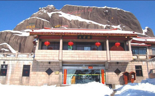 感受奇峰之巔   中國黃山玉屏樓酒店設計案例欣賞