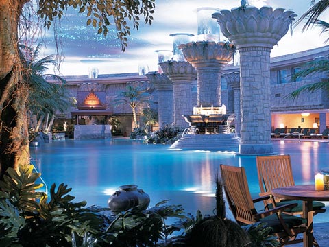 東方君悅健身洗浴中心 感受五星級洗浴中心的設計