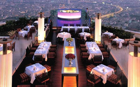 站在曼谷頭頂 世界上唯一的空中酒吧設(shè)計(jì)圖欣賞