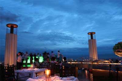 站在曼谷頭頂 世界上唯一的空中酒吧設(shè)計(jì)圖欣賞