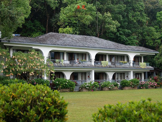 花間魅影 費瓦湖畔最美“魚尾”酒店設計欣賞