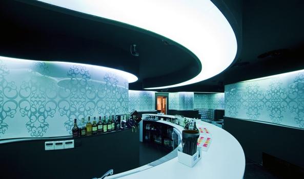 國外夜場設(shè)計個性空間   魅影俱樂部設(shè)計說明