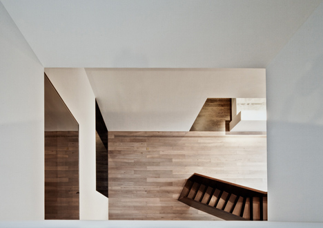 精致大氣   北京英甲娛樂會所設(shè)計案例欣賞