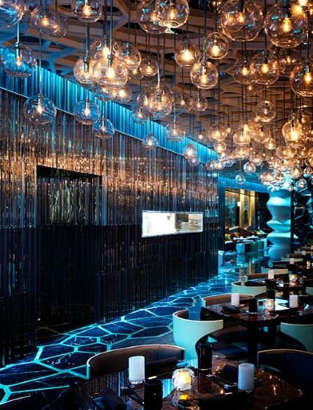 頂尖特色酒吧設(shè)計圖欣賞  ozone酒吧設(shè)計說明