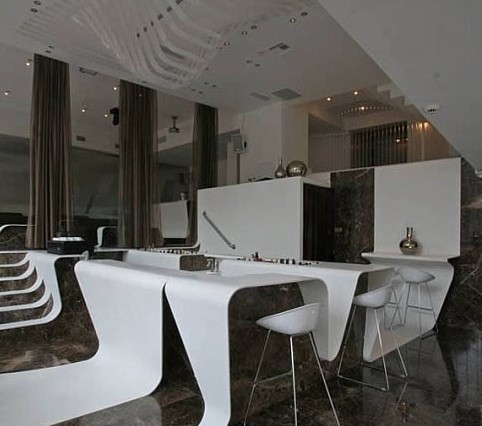 獨(dú)具特色的國(guó)外酒吧設(shè)計(jì)說(shuō)明