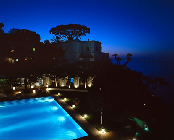 夏威夷海濱度假洗浴