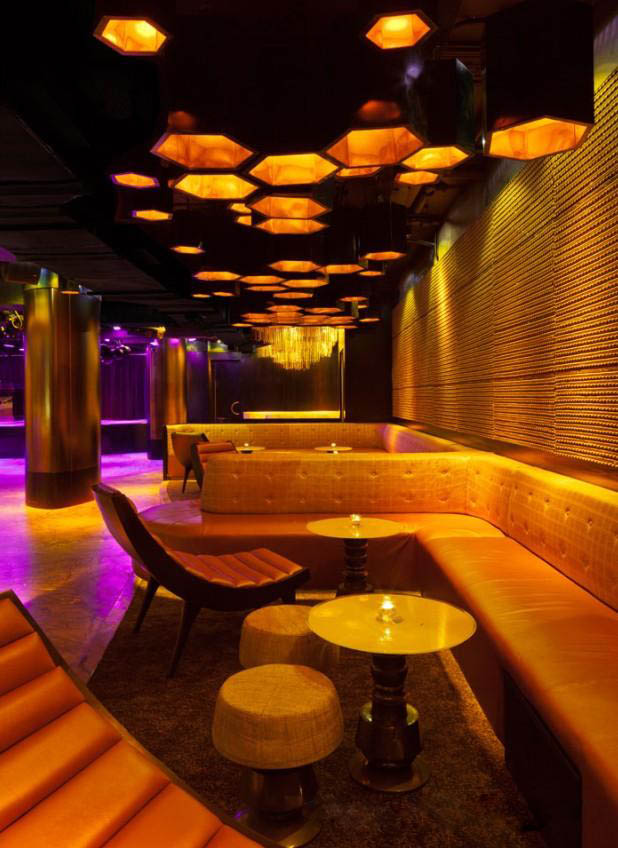 印度Hyderabad珀麗酒店珠寶盒主題酒吧設(shè)計欣賞