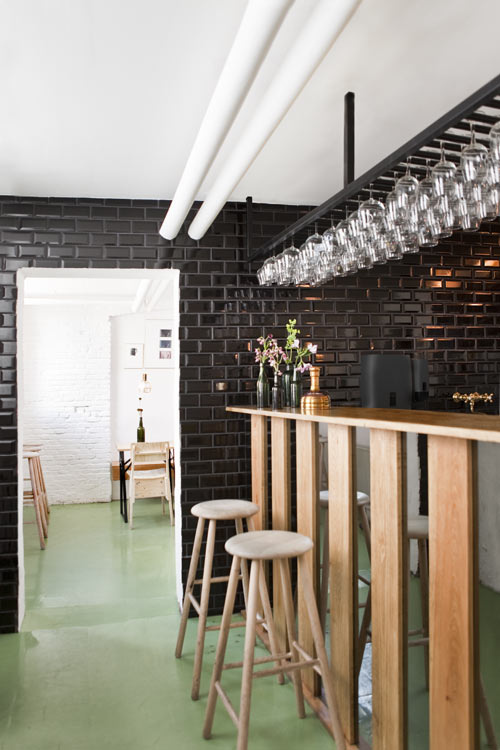 清新自然的文藝范兒小酒吧設(shè)計(jì)圖欣賞