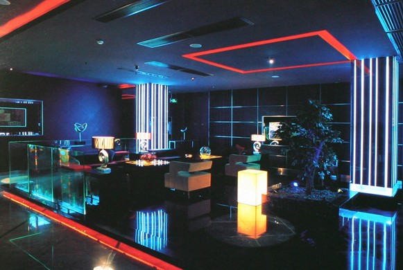 以簡約流暢的設(shè)計(jì)凸顯個(gè)性 廣州知名俱樂部設(shè)計(jì)效果圖欣賞