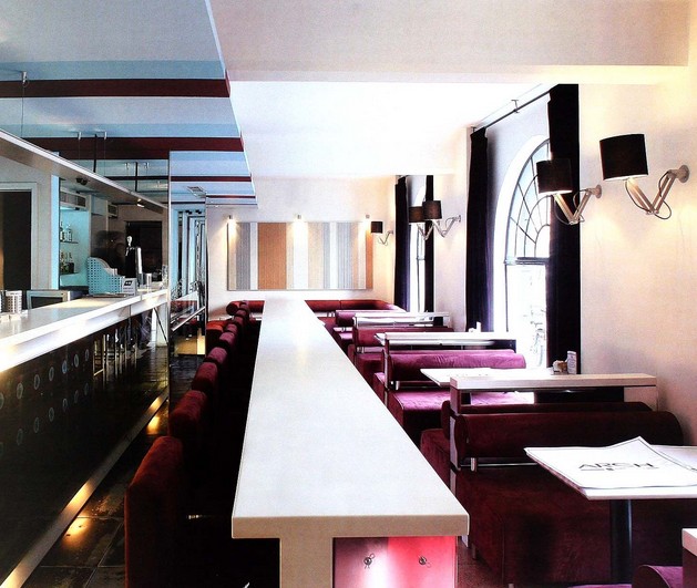 存在于老式洋房中的玖間酒吧設(shè)計(jì)欣賞