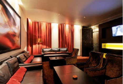 布拉迪斯洗浴中心設(shè)計